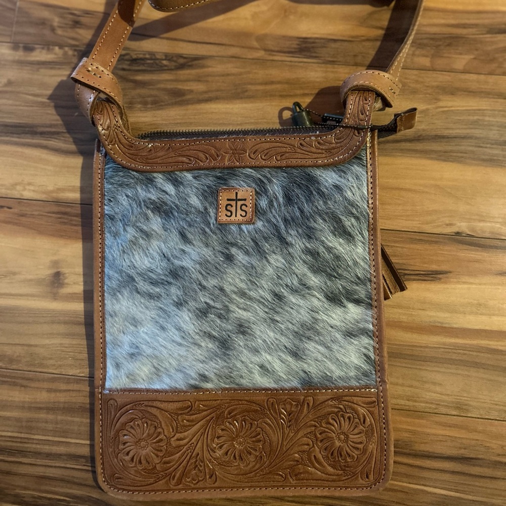 STS cowhide and leather crossbody